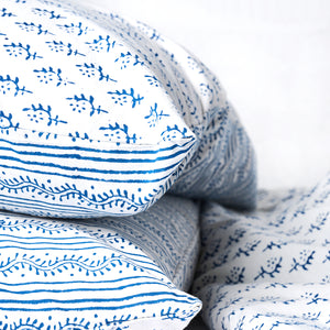 Tilonia® Queen Duvet Set - Centipede Stripe & Sprig in Blue