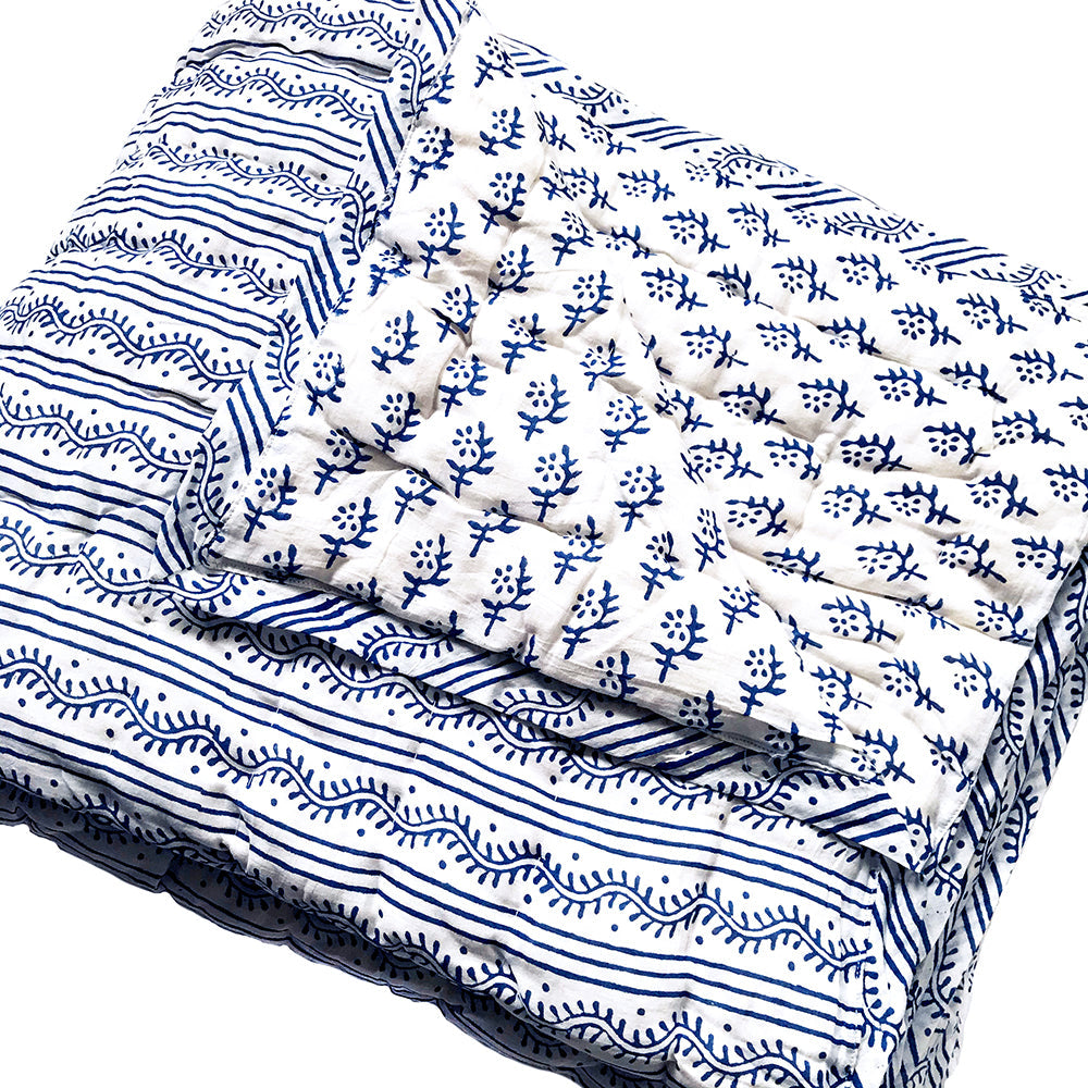 Tilonia® King Quilt - Centipede Stripe & Sprig in Blue