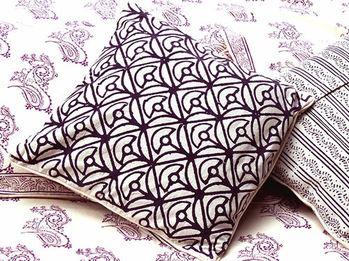 Tilonia® Decorative Pillow Cover - Mod Mum in Plum